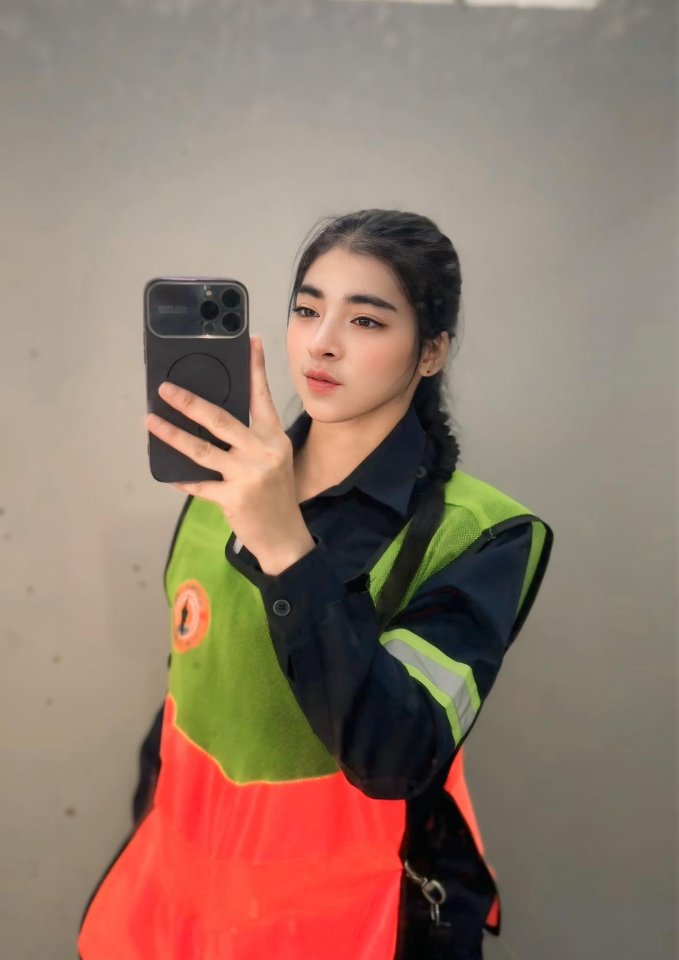 ร่ำรวย เงินทอง